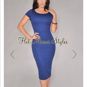 Navy- Blue textured midi dress
